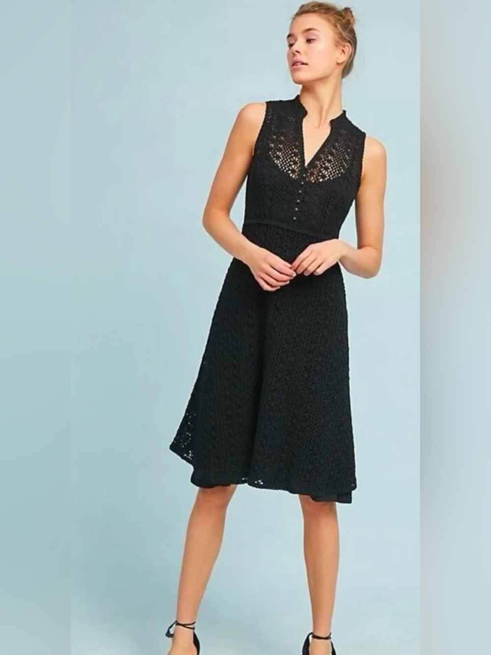 MEADOW RUE  ANTHROPOLOGIE BLACK CROCHET
LACE EVELYN MIDI DRESS